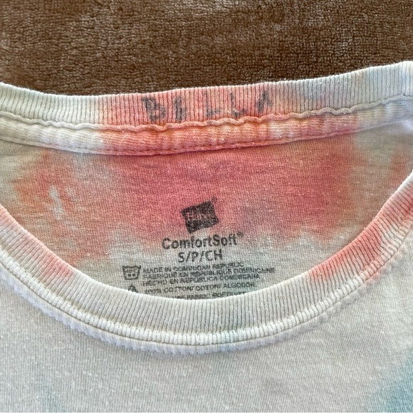 Hanes Girls Tie-Dye T-Shirt - Coral and Sky Blue Star Shaped Size S - Picture 2 of 6